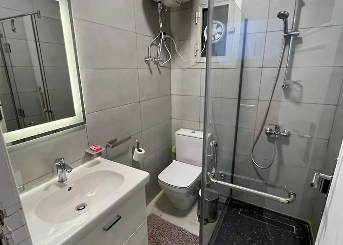 Experience Apartment *